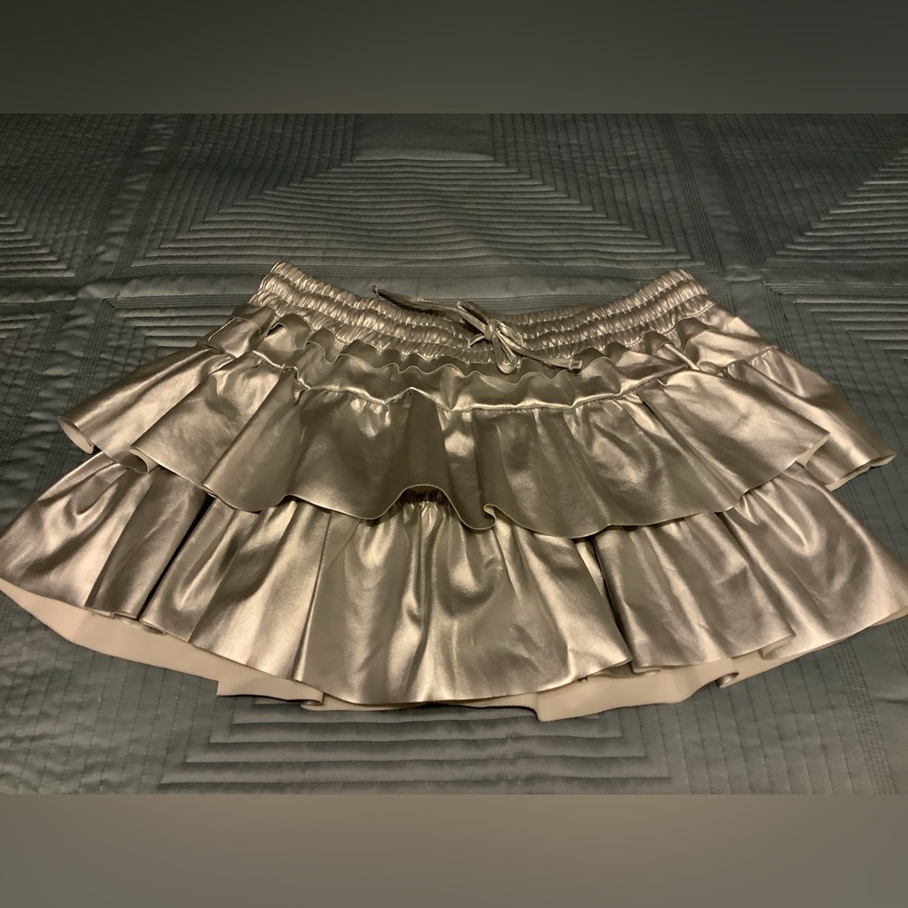 Day + Moon Leather Flounce Silver Skirt New Size Large - Picture 8 of 8